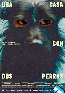 Una casa con dos perros
