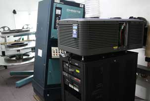Cinema La Plata incorpora un 5° proyector digital