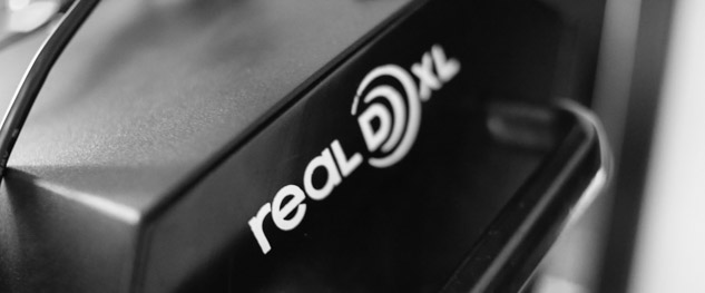 Se aflojan las ventas del 3D pero no por eso las peleas internas