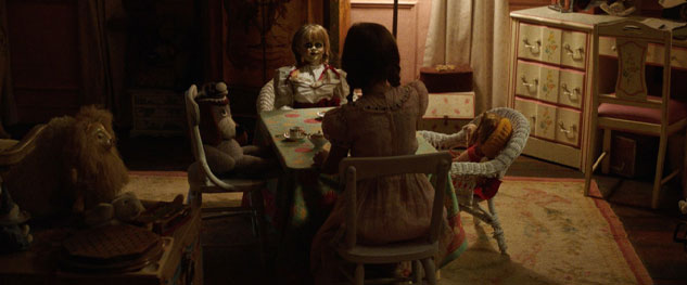 Annabelle no se asusta con los estrenos y sigue primera