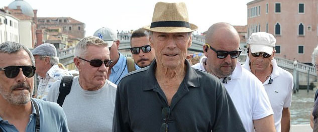 Clint Eastwood llega a 80 salas (y sin doblaje)