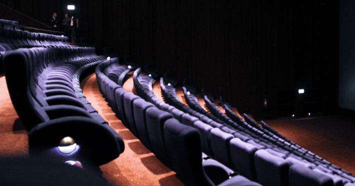 Neuquén: los cines pueden aumentar su aforo al 70%