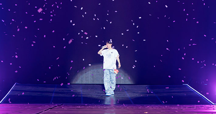 BAEKHYUN: Lonsdaleite [dot]