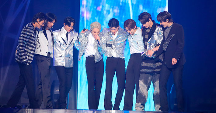 ATEEZ World Tour: Towards the Light - Will to Power