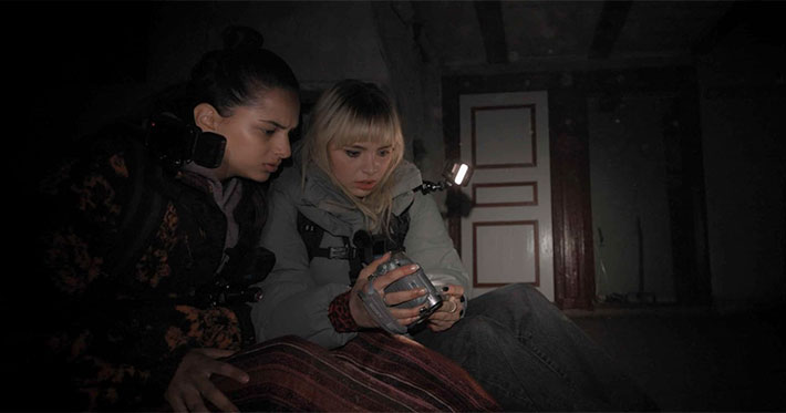 Streaming paranormal