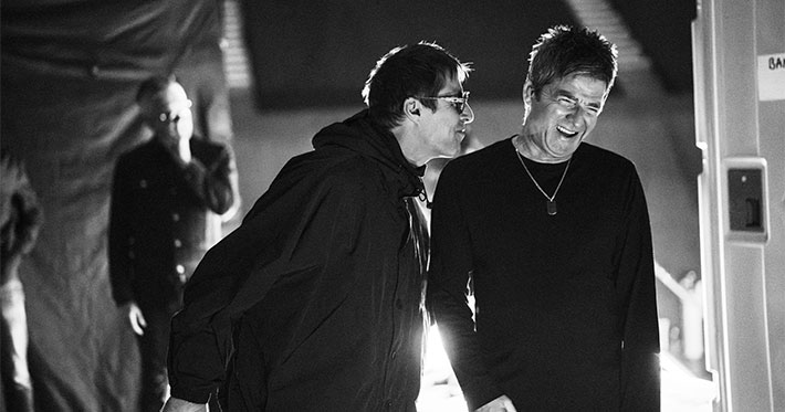 Oasis: Don't look back in anger